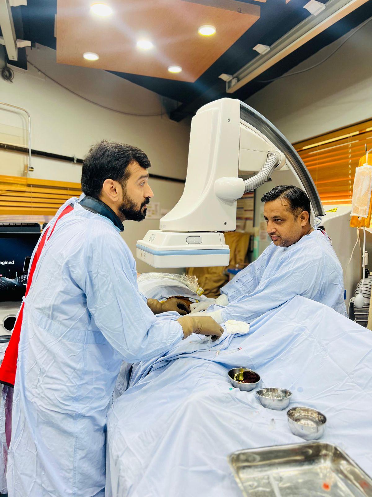 Dr Vicky Kumar